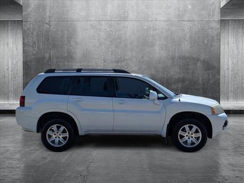 2011 Mitsubishi Endeavor LS