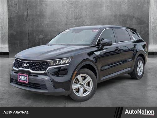 2022 Kia Sorento LX
