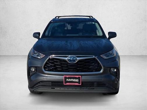 Magnetic Gray Metallic 2020 Toyota Highlander Hybrid Limited