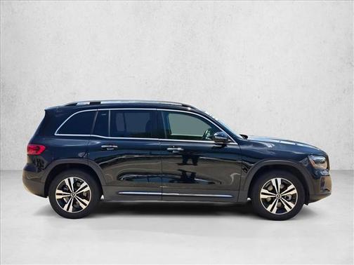 Black 2025 Mercedes-Benz GLB 250 Base