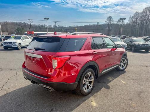 2020 Ford Explorer Platinum