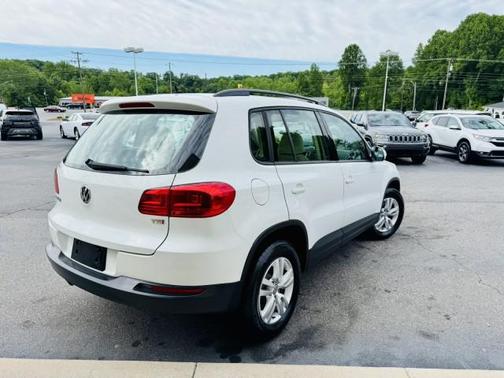 2016 Volkswagen Tiguan S