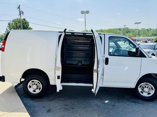 2020 Chevrolet Express 2500 RWD 2500 Regular Wheelbase WT