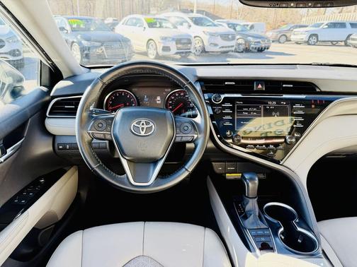 2020 Toyota Camry XSE