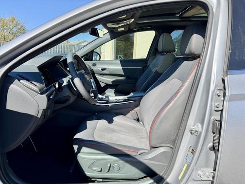 2022 Hyundai SONATA SEL Plus