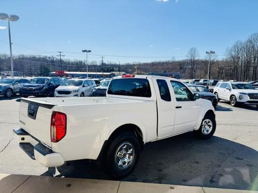 2021 Nissan Frontier S
