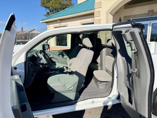 2021 Nissan Frontier S