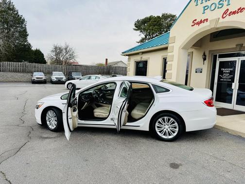 2018 Buick LaCrosse Premium