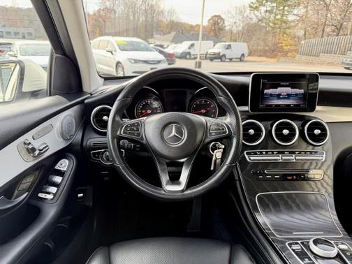 2019 Mercedes-Benz GLC 300 Base