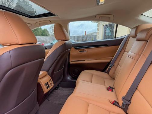 2017 Lexus ES 350 Base