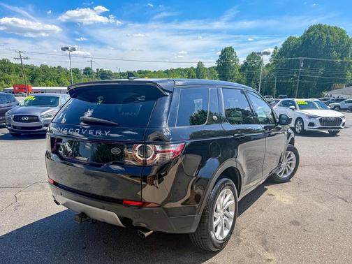 Santorini Black Metallic 2016 Land Rover Discovery Sport HSE