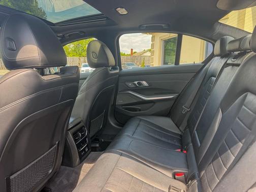 Mineral Gray Metallic 2019 BMW 330 xDrive