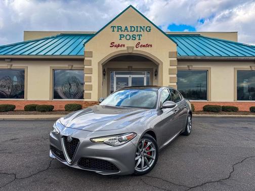 2017 Alfa Romeo Giulia Base