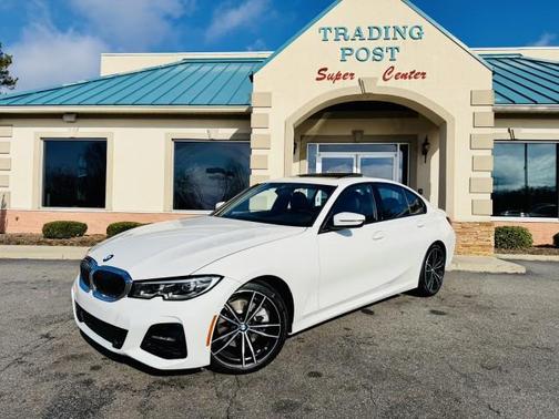 2019 BMW 330 i