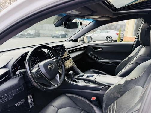 2019 Toyota Avalon XSE
