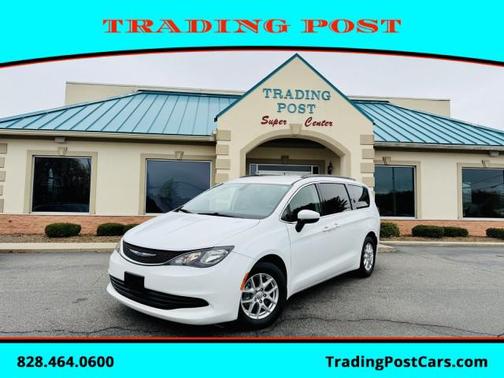 2020 Chrysler Voyager LXI