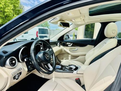 2016 Mercedes-Benz C-Class C 300