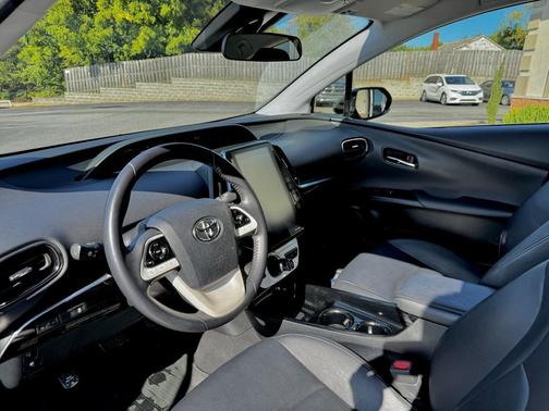 2018 Toyota Prius Prime Premium