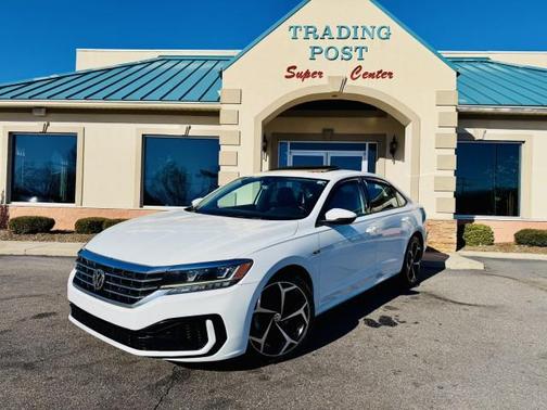 2020 Volkswagen Passat 2.0T R-Line