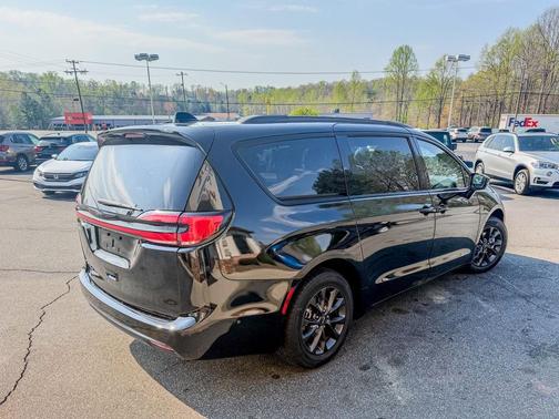2021 Chrysler Pacifica Touring L