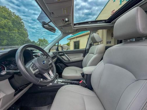 Dark Gray Metallic 2018 Subaru Forester 2.5i Limited