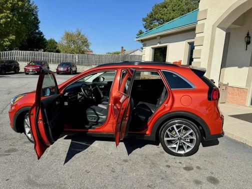 2022 Kia Niro Touring SE