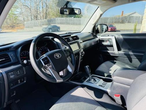 2017 Toyota 4Runner SR5