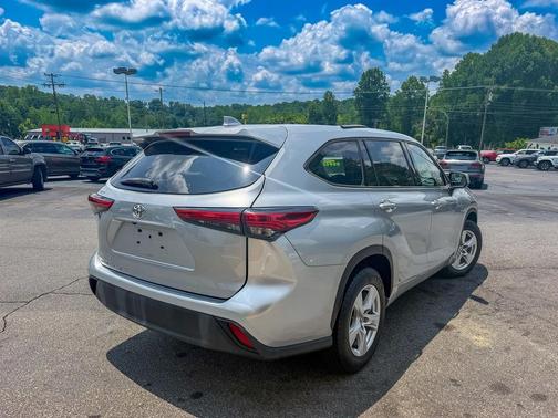 Celestial Silver Metallic 2021 Toyota Highlander L
