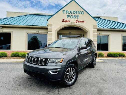 2020 Jeep Grand Cherokee Laredo