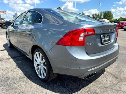 2018 Volvo S60 Inscription T5 Platinum