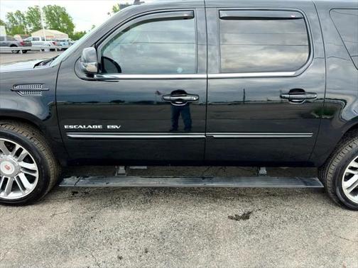 2014 Cadillac Escalade ESV Premium