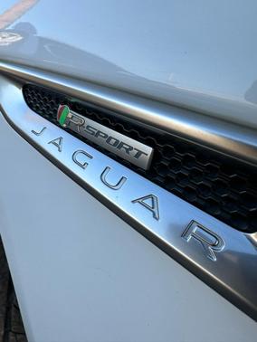 2016 Jaguar XF 35t R-Sport