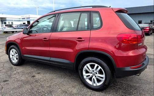 2016 Volkswagen Tiguan S