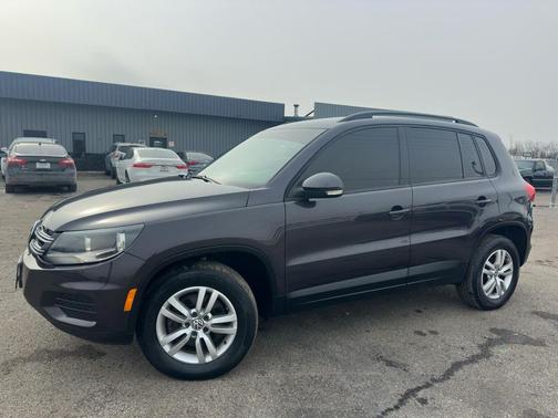 2016 Volkswagen Tiguan S