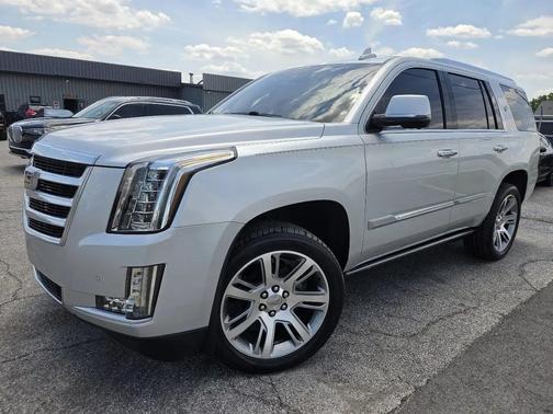 Radiant Silver Metallic 2016 Cadillac Escalade Premium