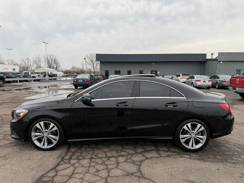 2016 Mercedes-Benz CLA-Class Base