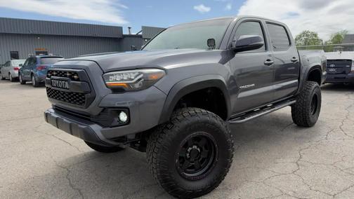 Magnetic Gray Metallic 2017 Toyota Tacoma TRD Off Road