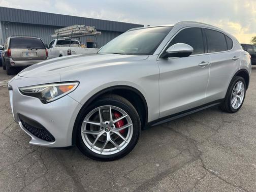 2019 Alfa Romeo Stelvio Ti