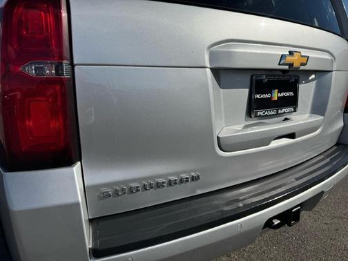 2020 Chevrolet Suburban LT