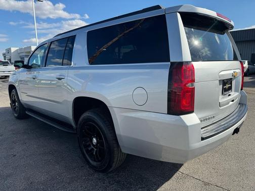 2020 Chevrolet Suburban LT