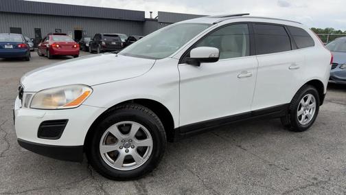 Ice White 2012 Volvo XC60 3.2