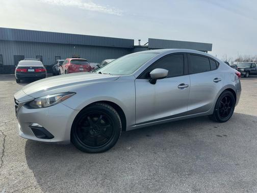 2015 Mazda Mazda3 i Sport