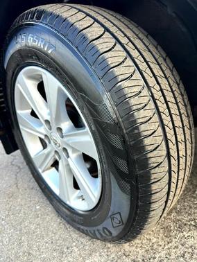 2012 Toyota Highlander SE