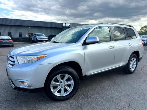 2012 Toyota Highlander SE