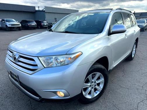 2012 Toyota Highlander SE