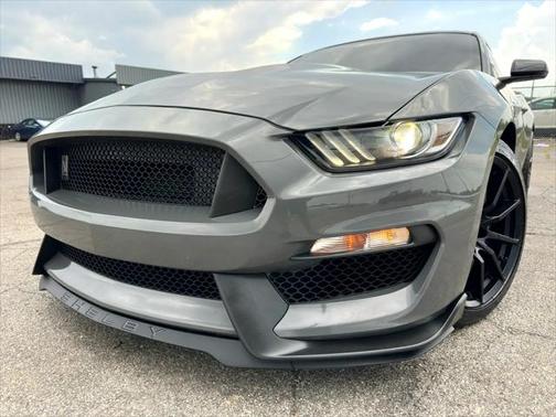 2018 Ford Shelby GT350R Base