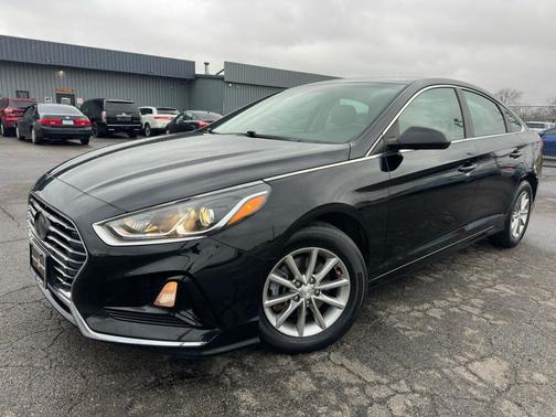 2018 Hyundai SONATA SE