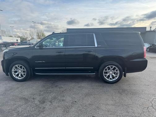 2016 GMC Yukon XL SLT