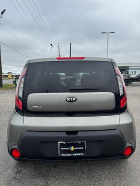 2016 Kia Soul Base