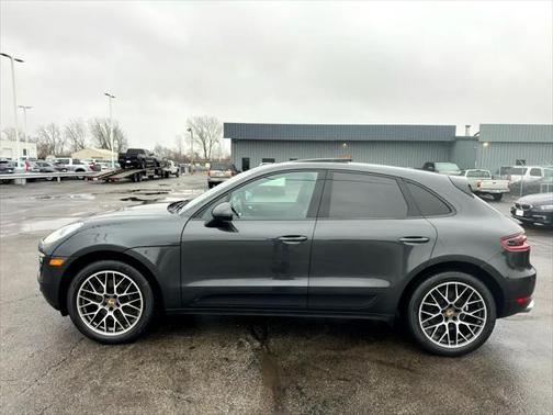 2018 Porsche Macan Base